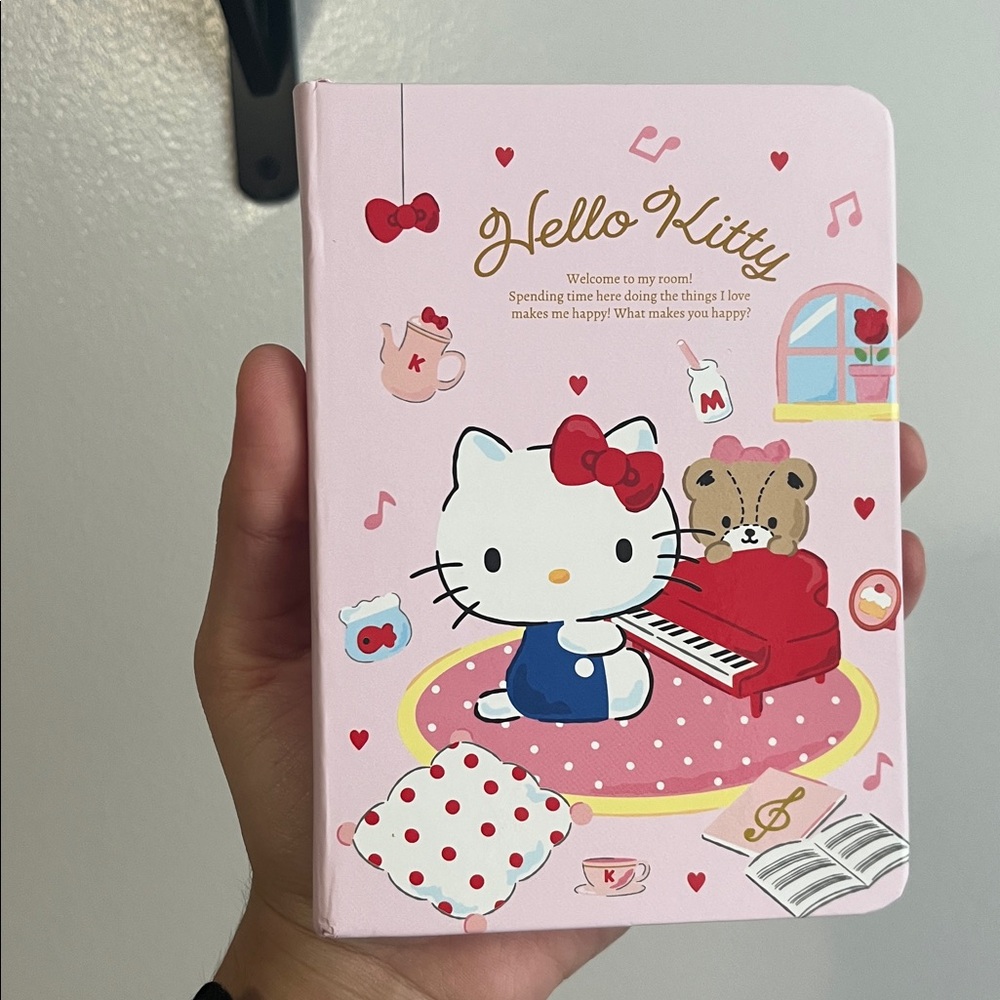 5/$25 💖 Hello kitty Hardcover notebook